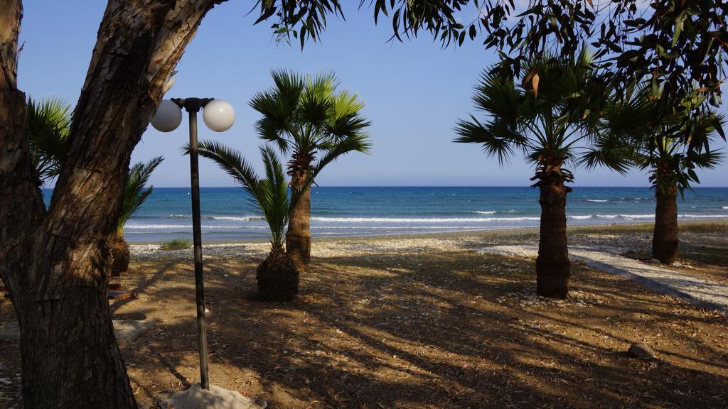 Maria Petros Beach Houses Villa Perivolia Exterior photo